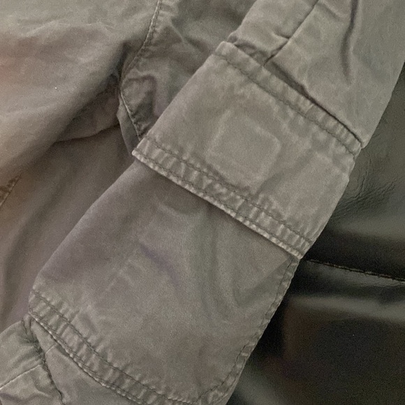 Old Navy Boys Grey Khakis with Velcro Pockets - Picture 3 of 4